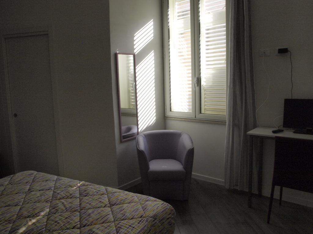 B&B Dafne Marsala Centro Exterior foto